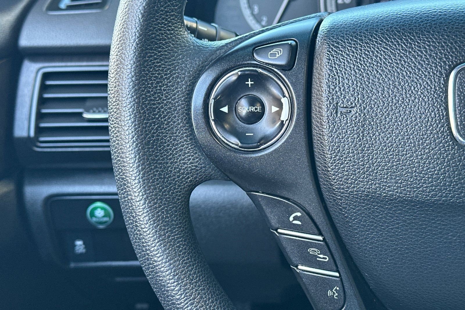 Used 2013 Honda Accord EX image 25