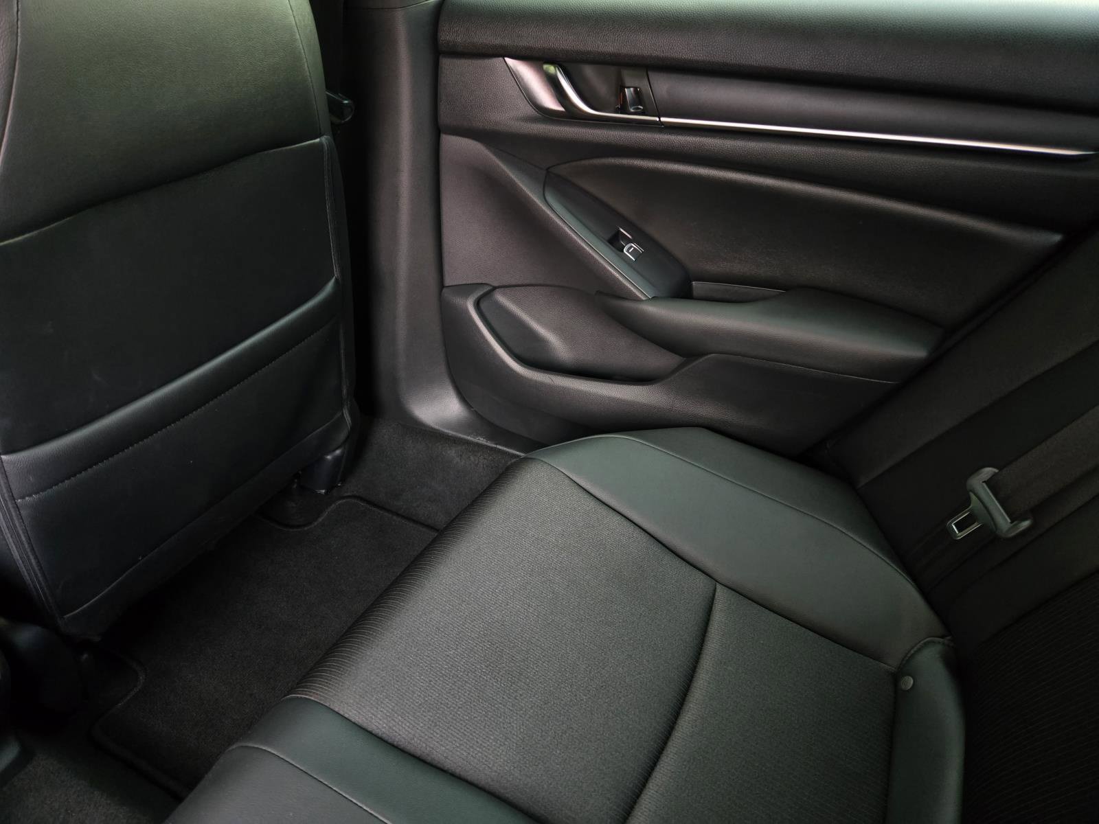 Used 2019 Honda Accord Sport image 19