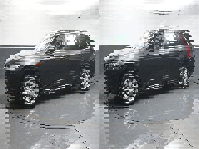 Used 2021 Volvo XC90 T5 Momentum w/ Climate Package image 4