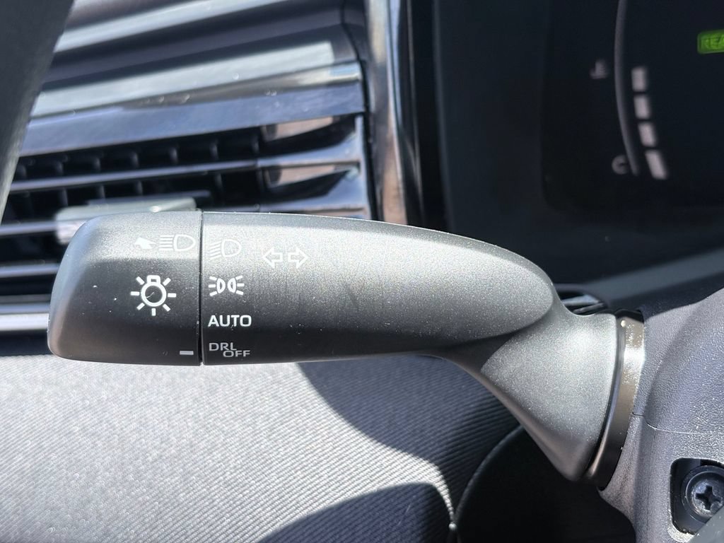 Used 2025 Toyota Camry LE FWD image 16