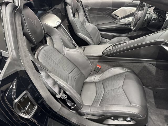 Used 2024 Chevrolet Corvette Z06 RWD image 20