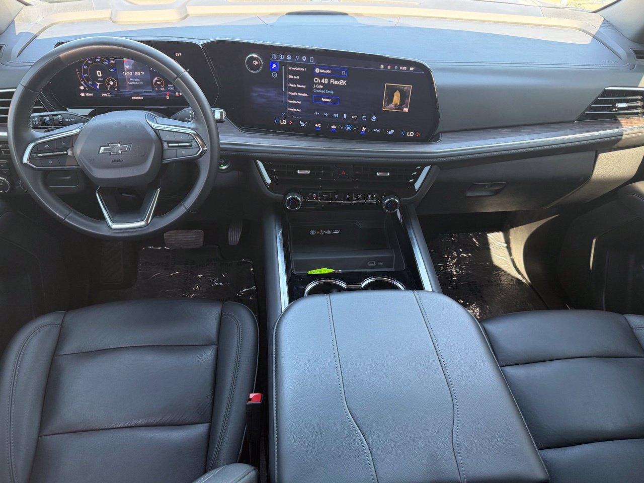Used 2025 Chevrolet Tahoe Z71 AWD/4WD image 12