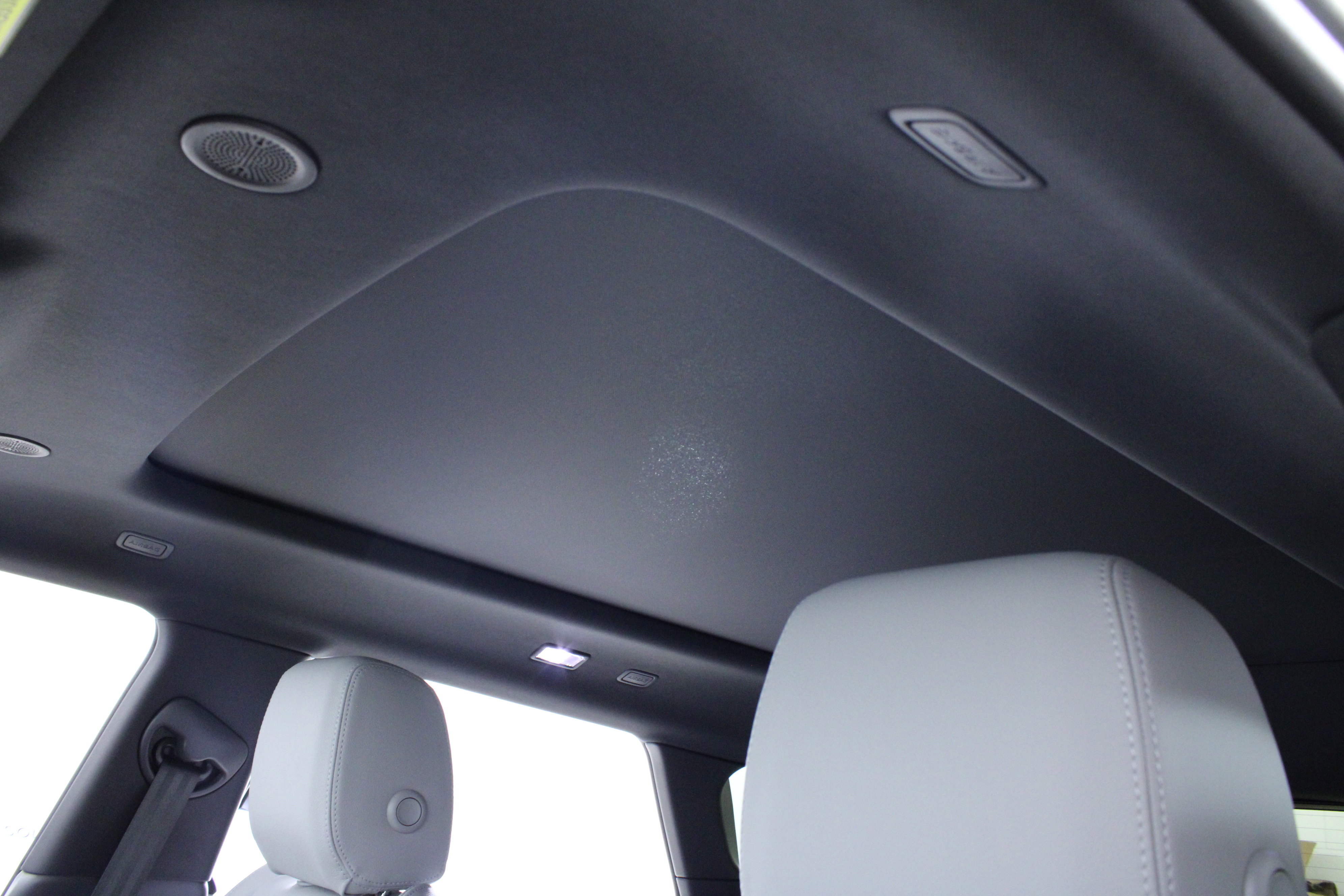 New 2026 Land Rover Range Rover Evoque S image 23