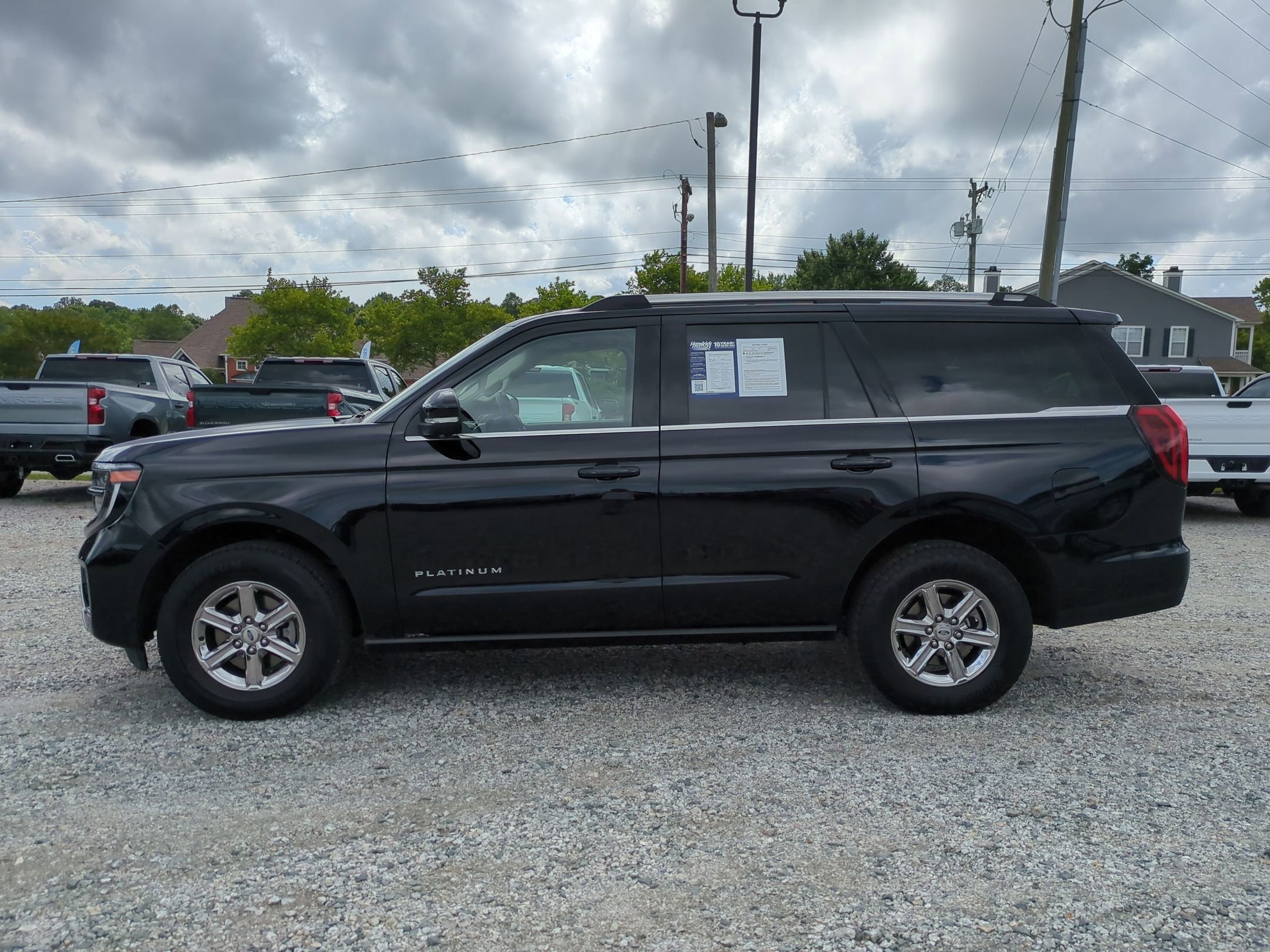 Used 2025 Ford Expedition Platinum w/ Platinum Ultimate Package AWD/4WD image 7