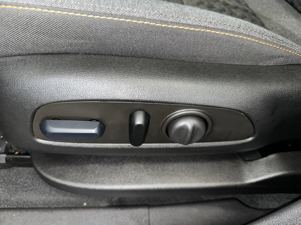 Certified 2024 Chevrolet Equinox LT image 3