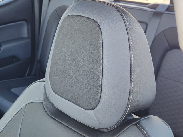 Used 2018 Chevrolet Colorado Z71 image 25