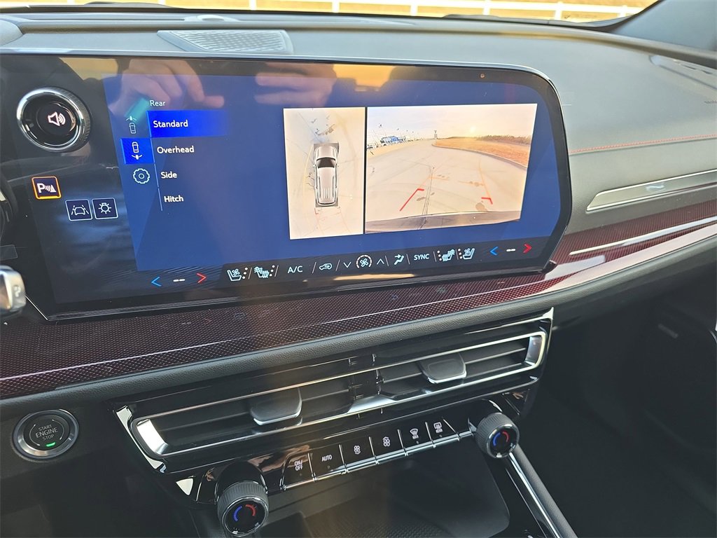 New 2026 Chevrolet Traverse RS image 24