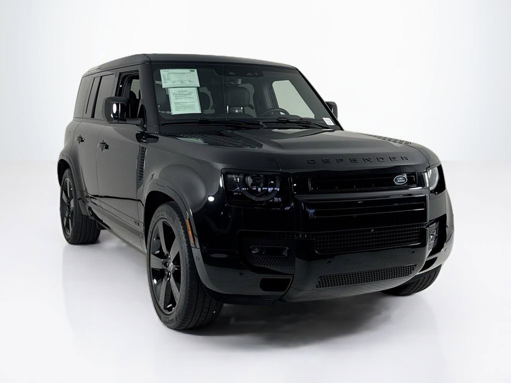 Used 2025 Land Rover Defender 110 V8 AWD/4WD image 7