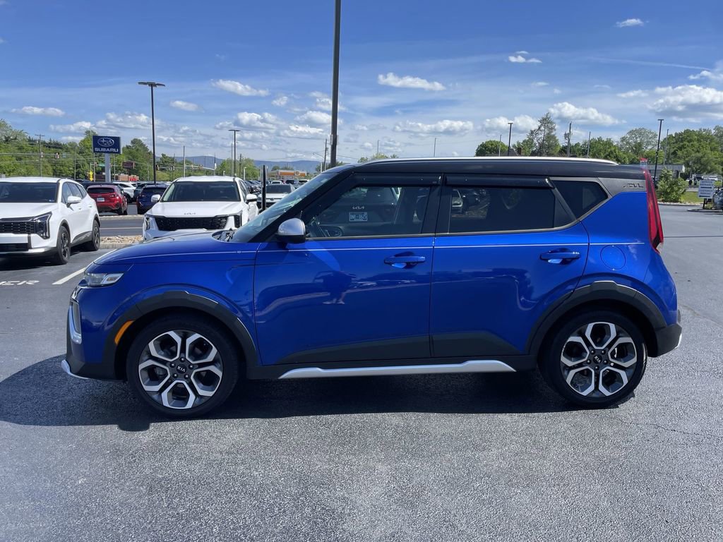 Used 2020 Kia Soul X-Line FWD image 3