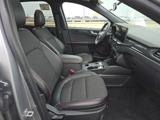 Used 2024 Ford Escape ST-Line w/ Tech Pack #1 image 5