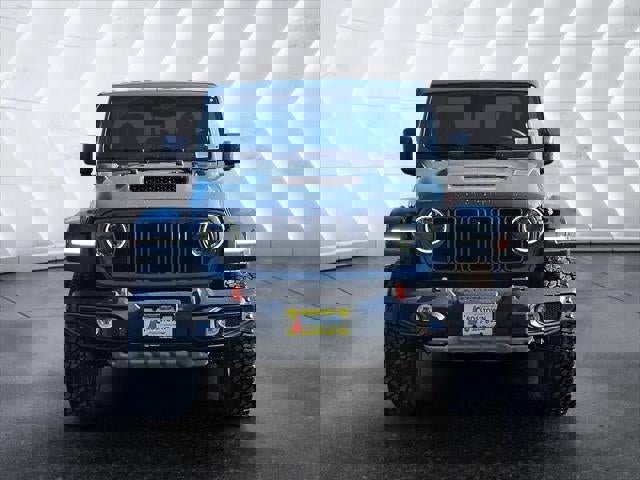 New 2026 Jeep Gladiator Mojave w/ Technology Group image 25