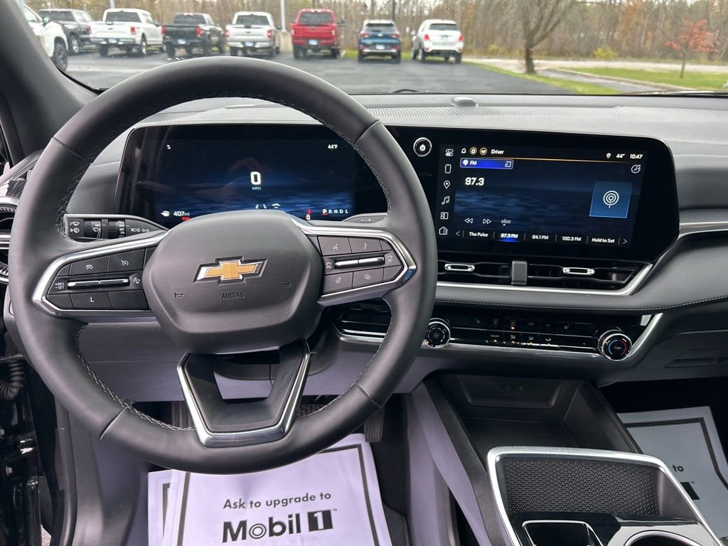 Used 2025 Chevrolet Equinox LT image 4