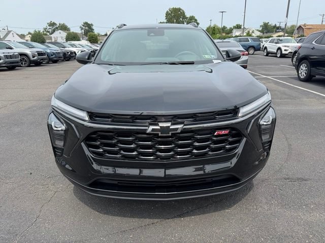 Certified 2024 Chevrolet Trax RS w/ Driver Confidence Package FWD image 2