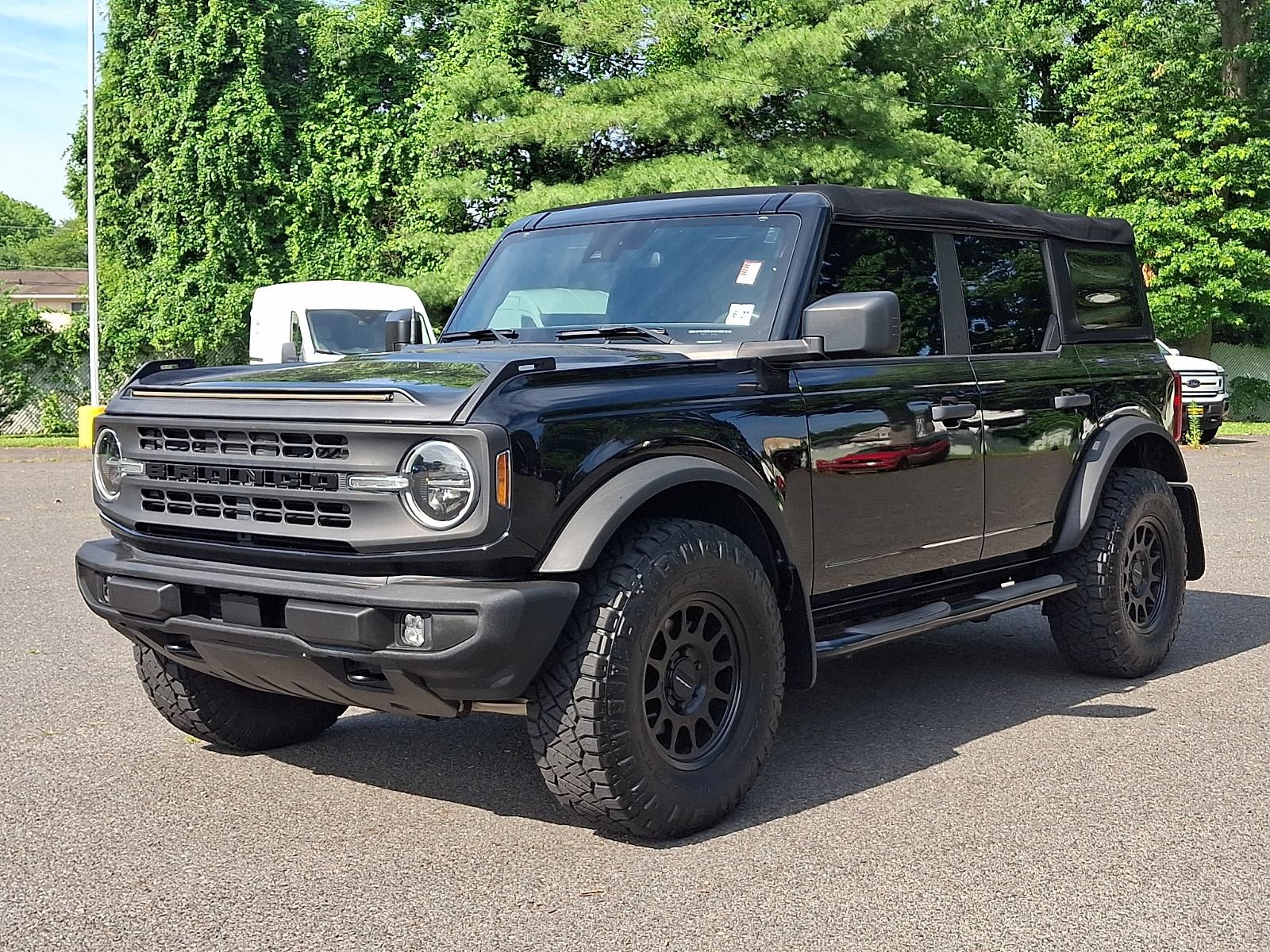 Certified 2022 Ford Bronco 4-Door AWD/4WD image 3