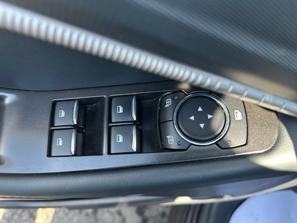 Used 2025 Ford Explorer ST-Line image 24