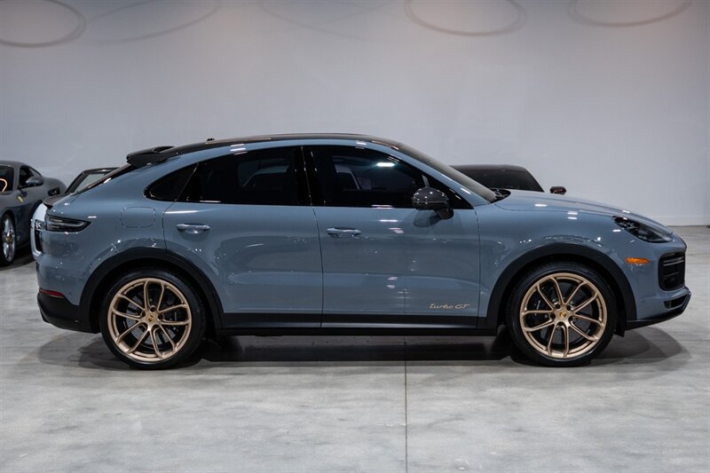 Used 2022 Porsche Cayenne Turbo GT AWD/4WD image 7
