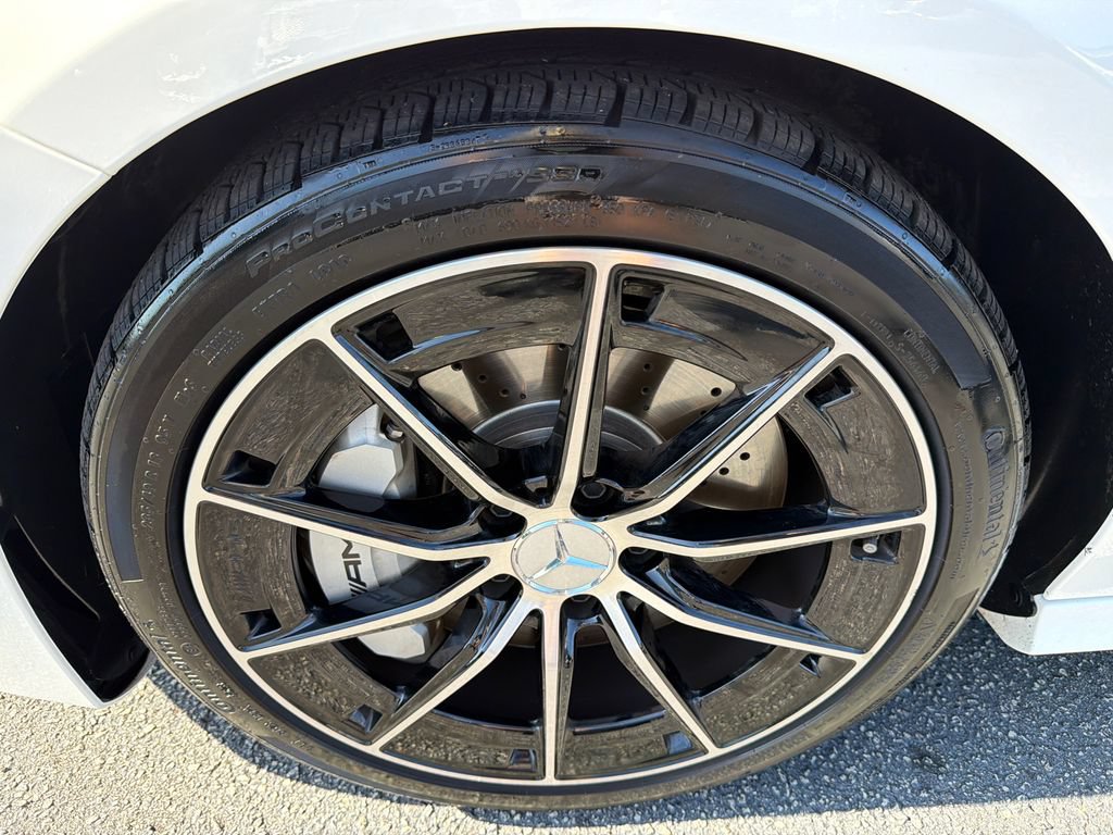 Used 2025 Mercedes-Benz CLA 35 AMG 4MATIC image 11