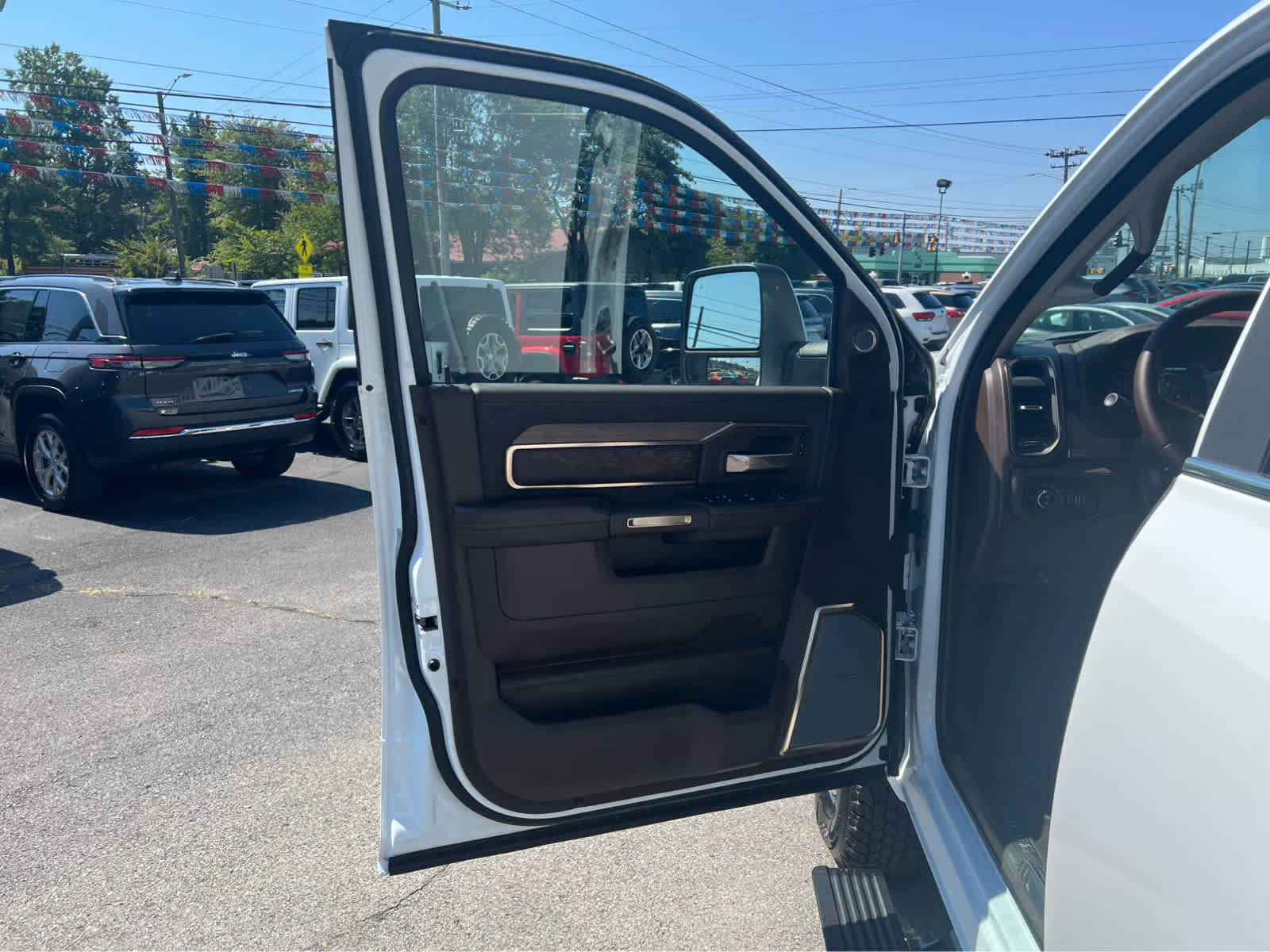 New 2026 RAM 3500 Longhorn image 16