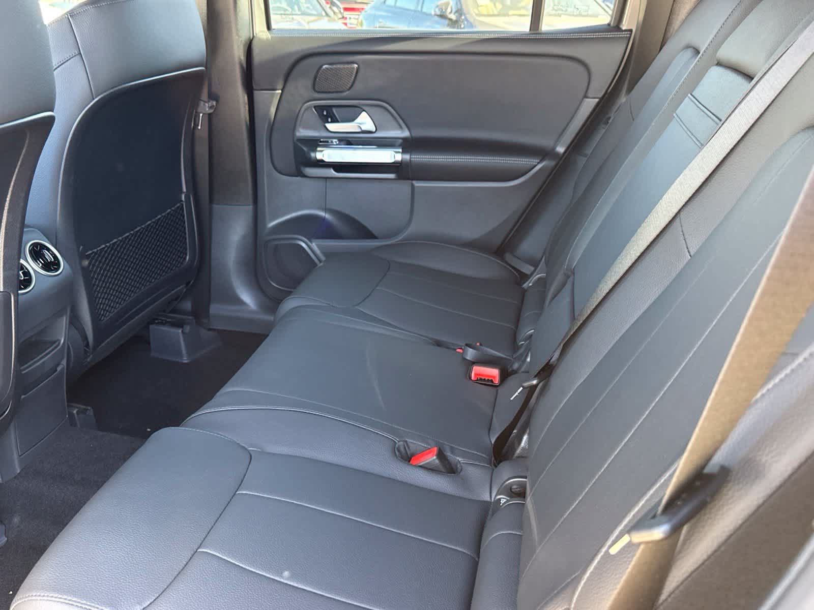 New 2026 Mercedes-Benz GLB 250 4MATIC image 28