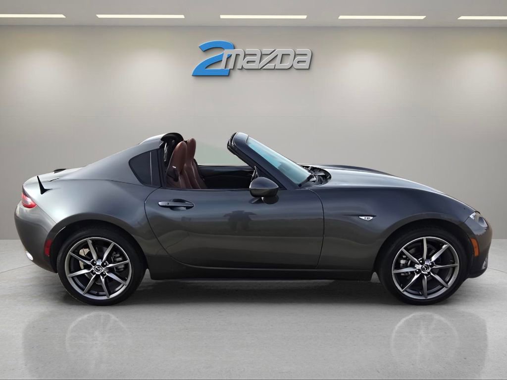 Used 2022 MAZDA MX-5 Miata RF Grand Touring image 16