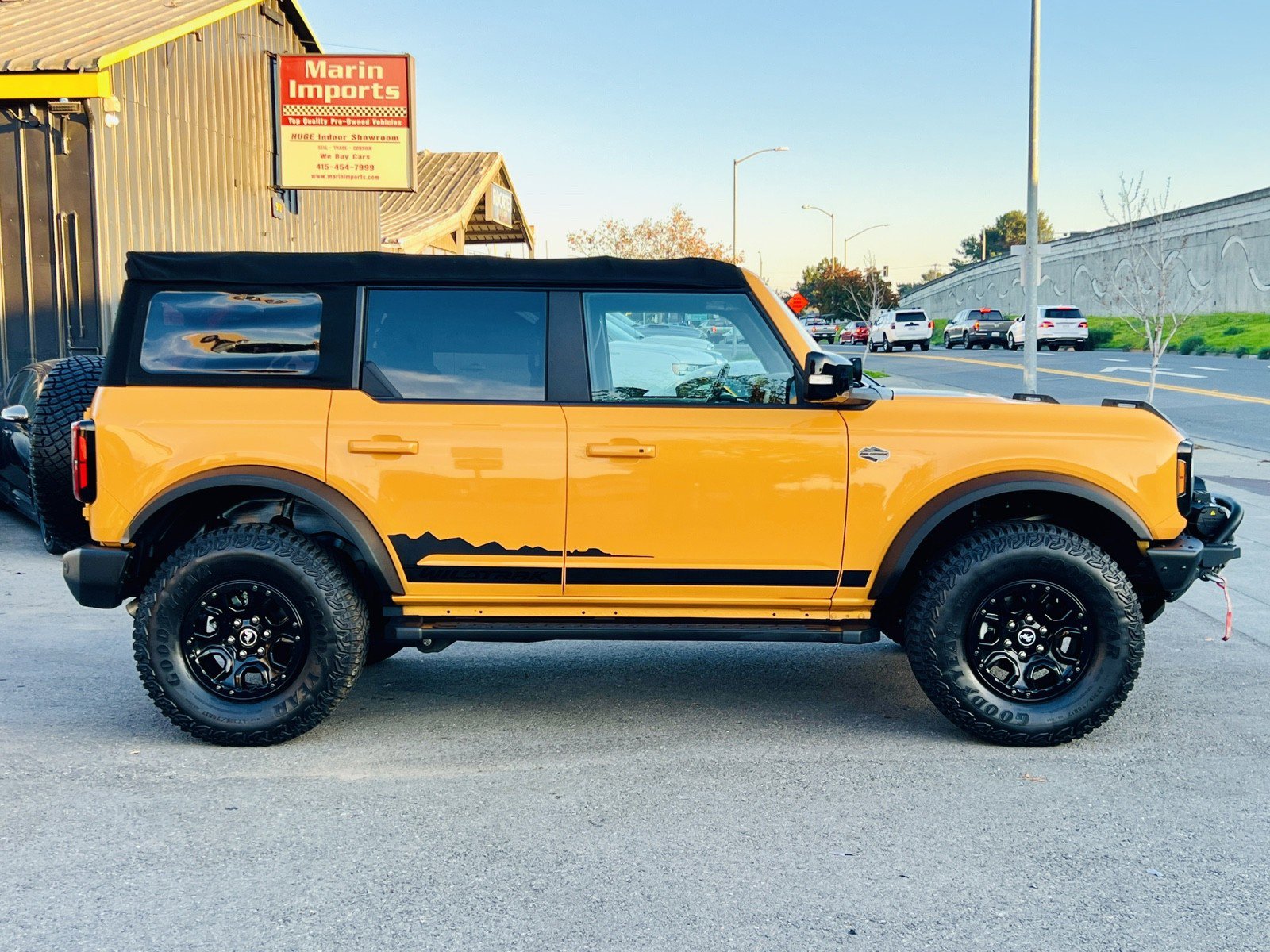 Used 2021 Ford Bronco Wildtrak image 5