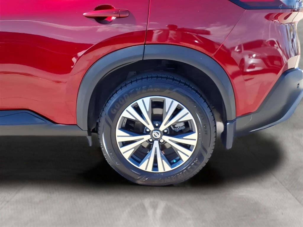 Used 2021 Nissan Rogue SV image 9