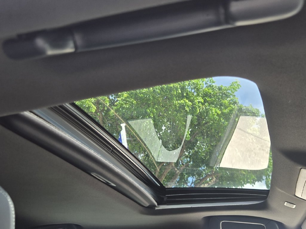 Used 2024 Lexus IS 300 w/ Comfort Package RWD image 18