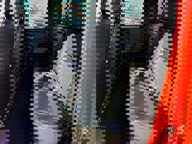 Used 2025 Nissan Frontier PRO-4X w/ Pro Premium Package image 11