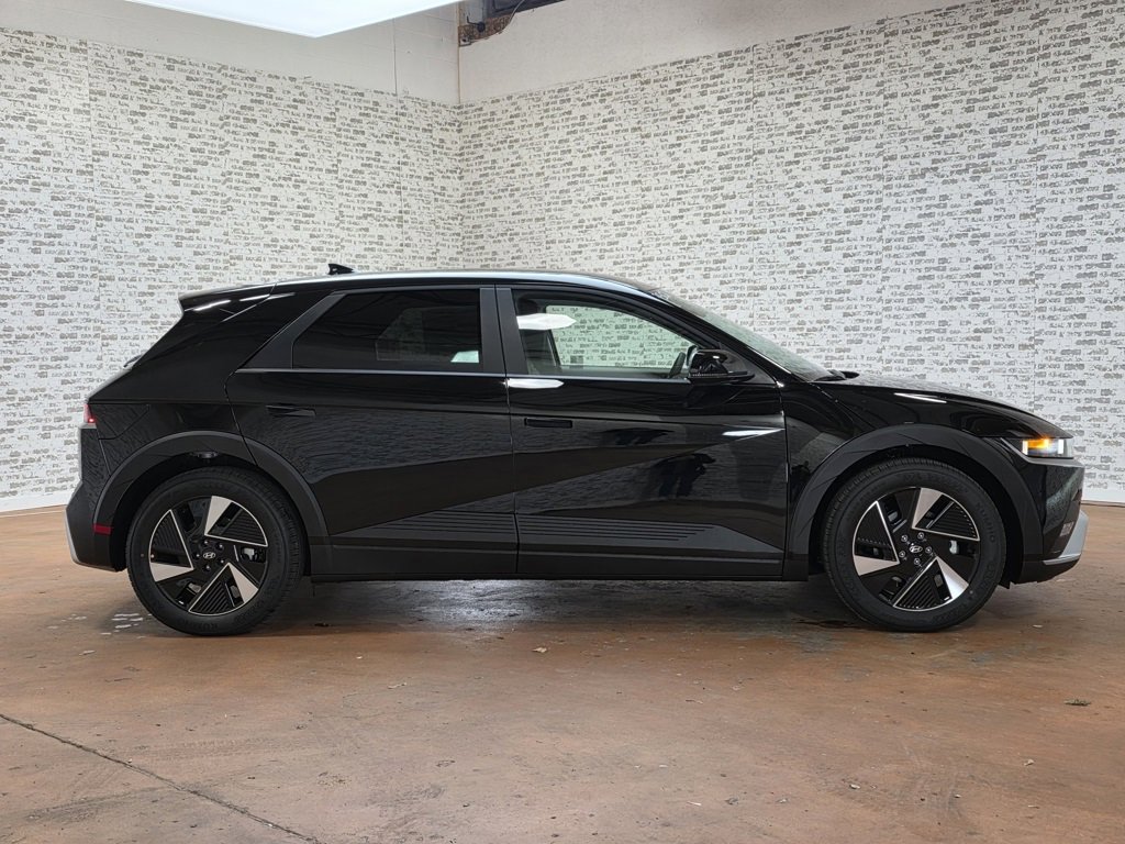 New 2026 Hyundai Ioniq 5 SEL image 9