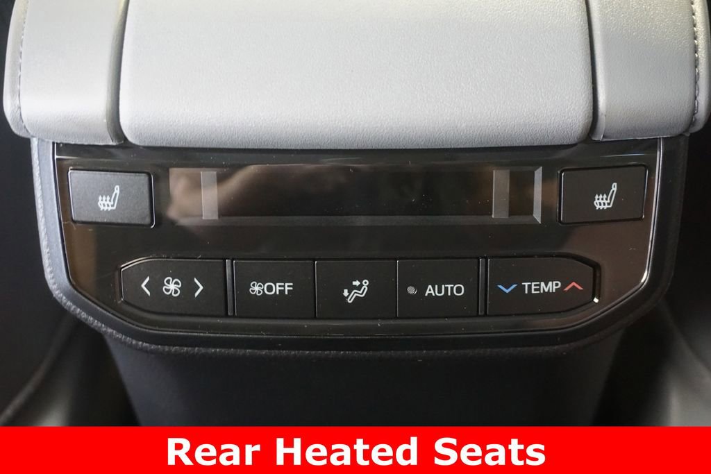 New 2026 Toyota Highlander Platinum AWD/4WD image 10