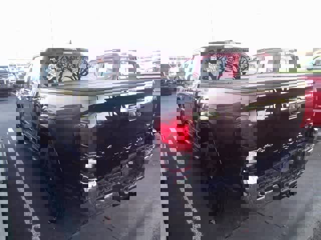 Used 2022 Toyota Tacoma SR5 image 6