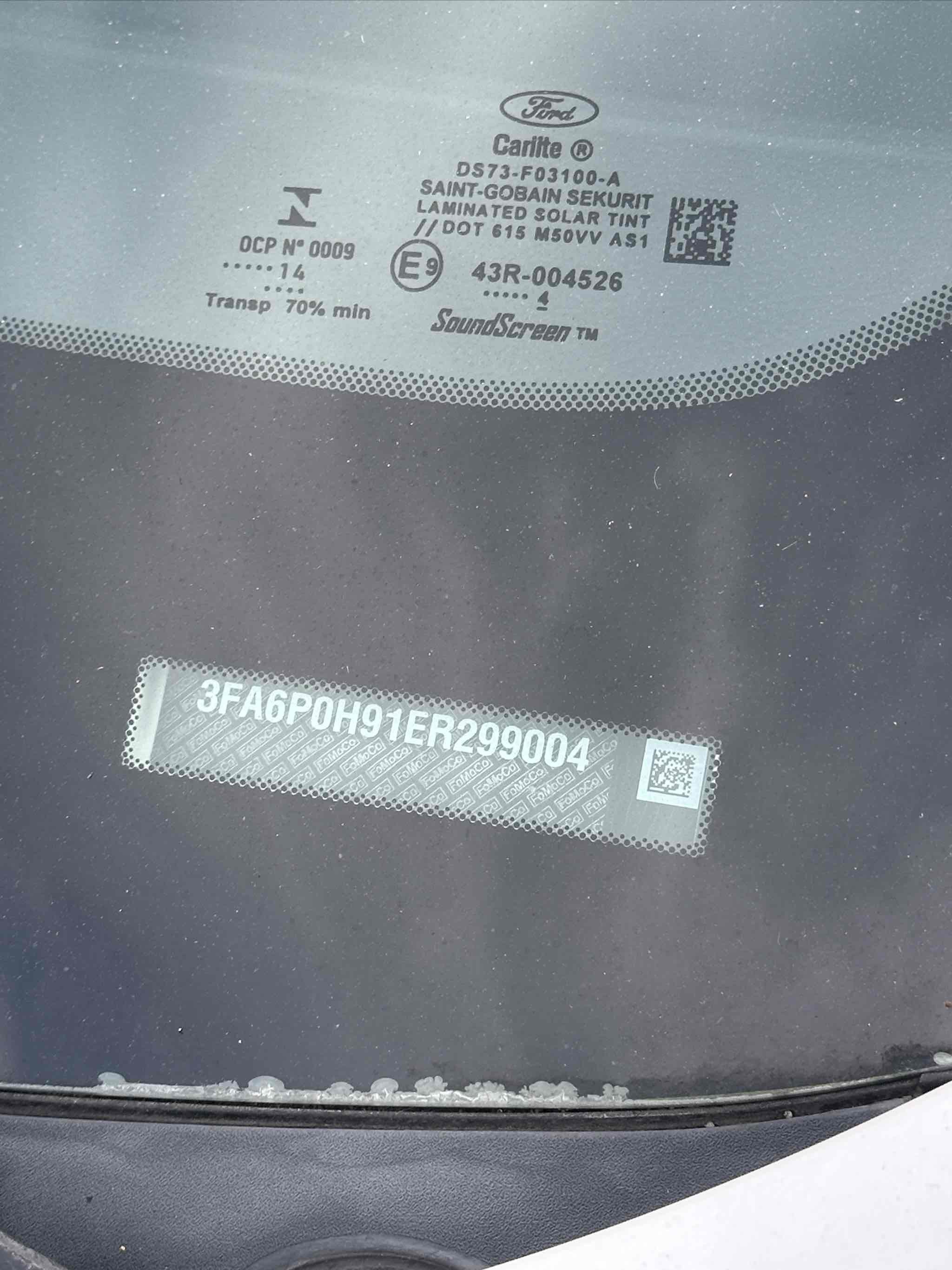 Used 2014 Ford Fusion SE w/ Equipment Group 202A image 28