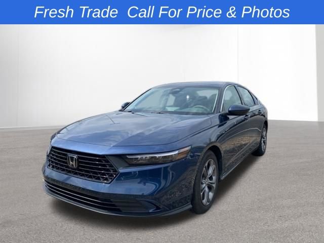 Used 2024 Honda Accord EX image 1