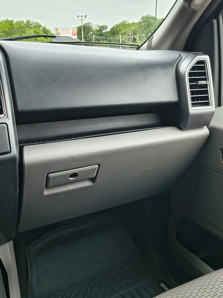 Used 2015 Ford F150 XLT w/ Equipment Group 301A Mid RWD image 27