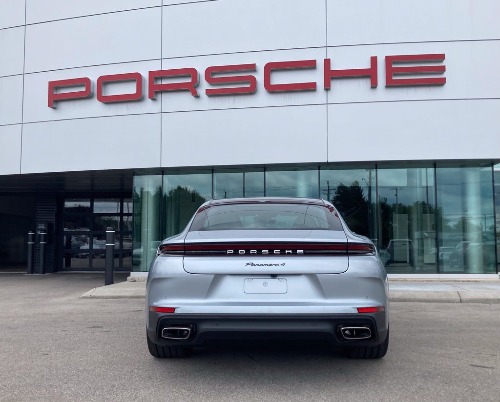New 2025 Porsche Panamera 4 AWD/4WD image 8