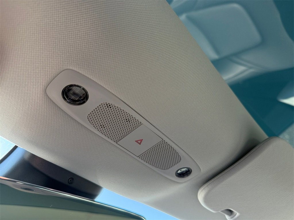 Used 2023 Tesla Model 3 Performance image 31