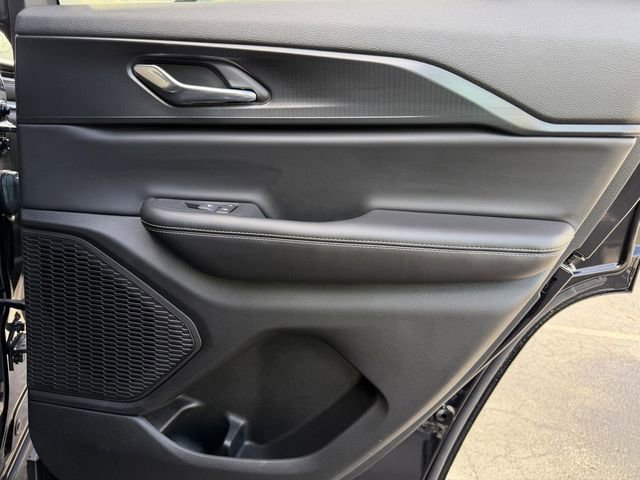 Used 2024 Jeep Grand Cherokee Laredo w/ MOPAR Finishing Package image 25