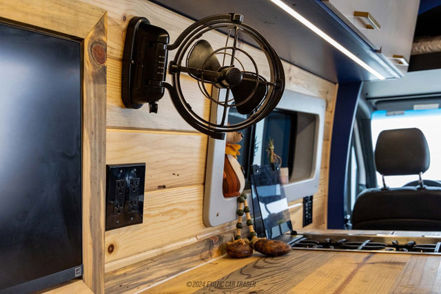 Used 2021 Mercedes-Benz Sprinter 2500 image 64