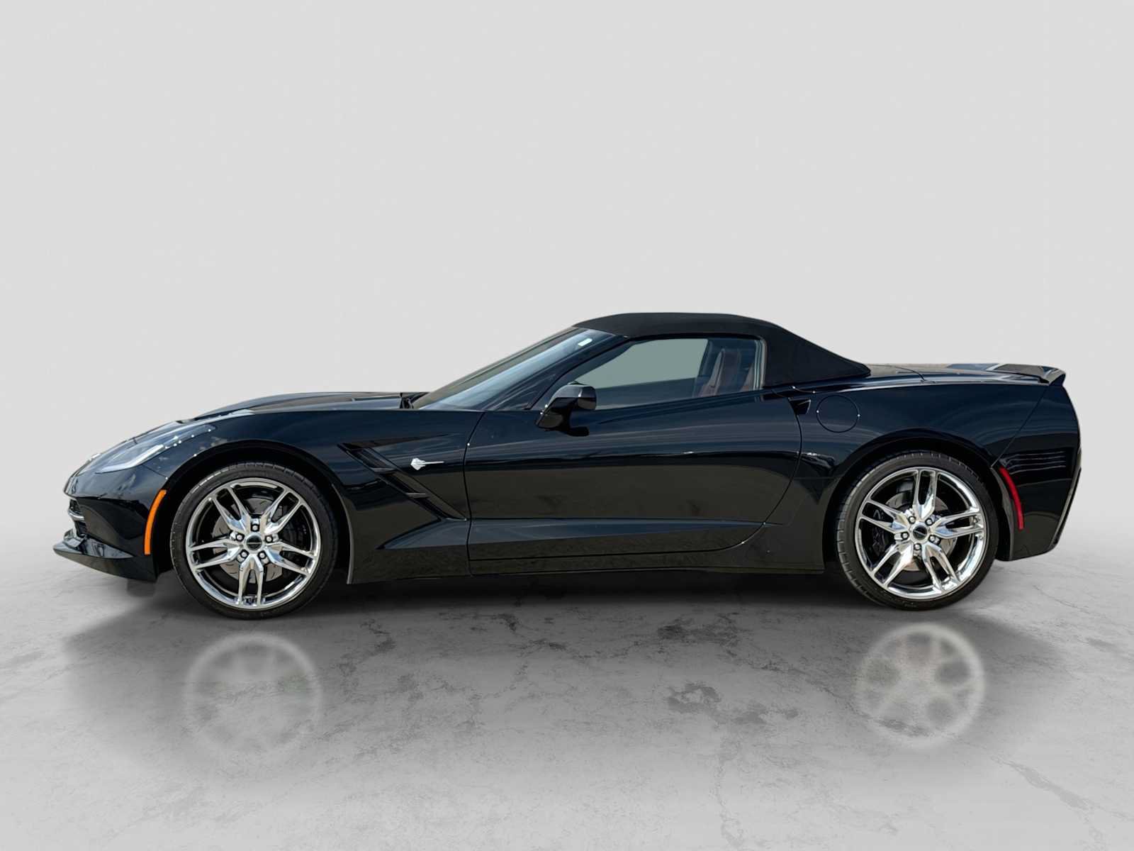 Used 2014 Chevrolet Corvette Stingray Convertible w/ 2LT Preferred Equipment Group RWD image 3