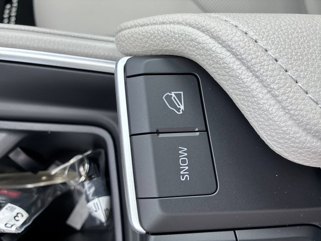 New 2026 Toyota Grand Highlander AWD image 31