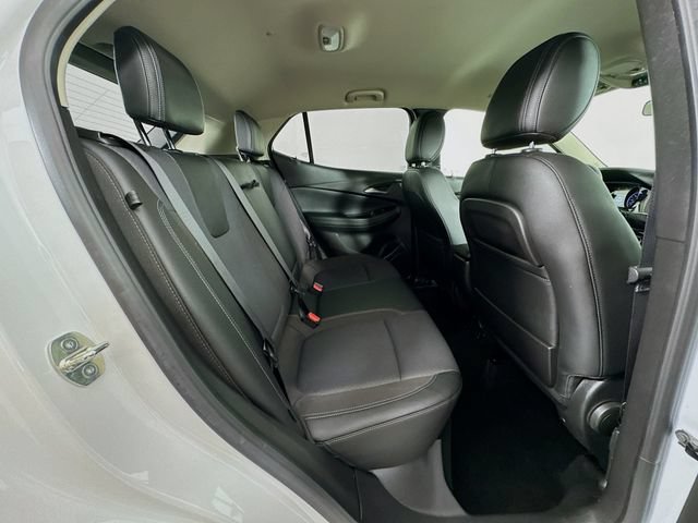 Used 2022 Buick Encore GX Select AWD/4WD image 40