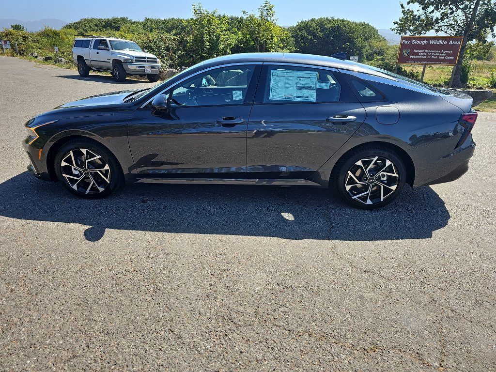 New 2026 Kia K5 EX image 2