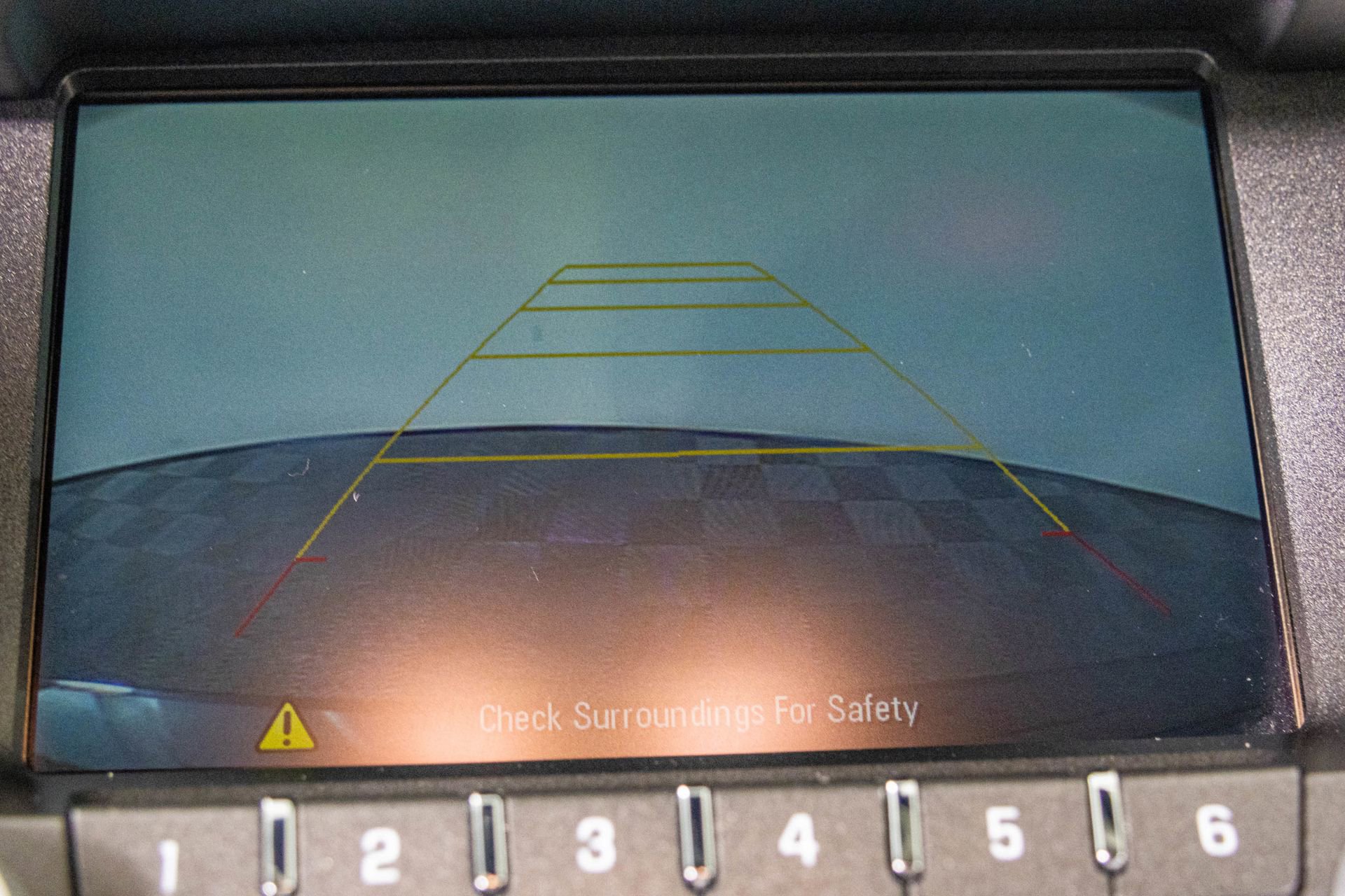 Used 2017 Chevrolet Equinox LT w/ Convenience Package image 26