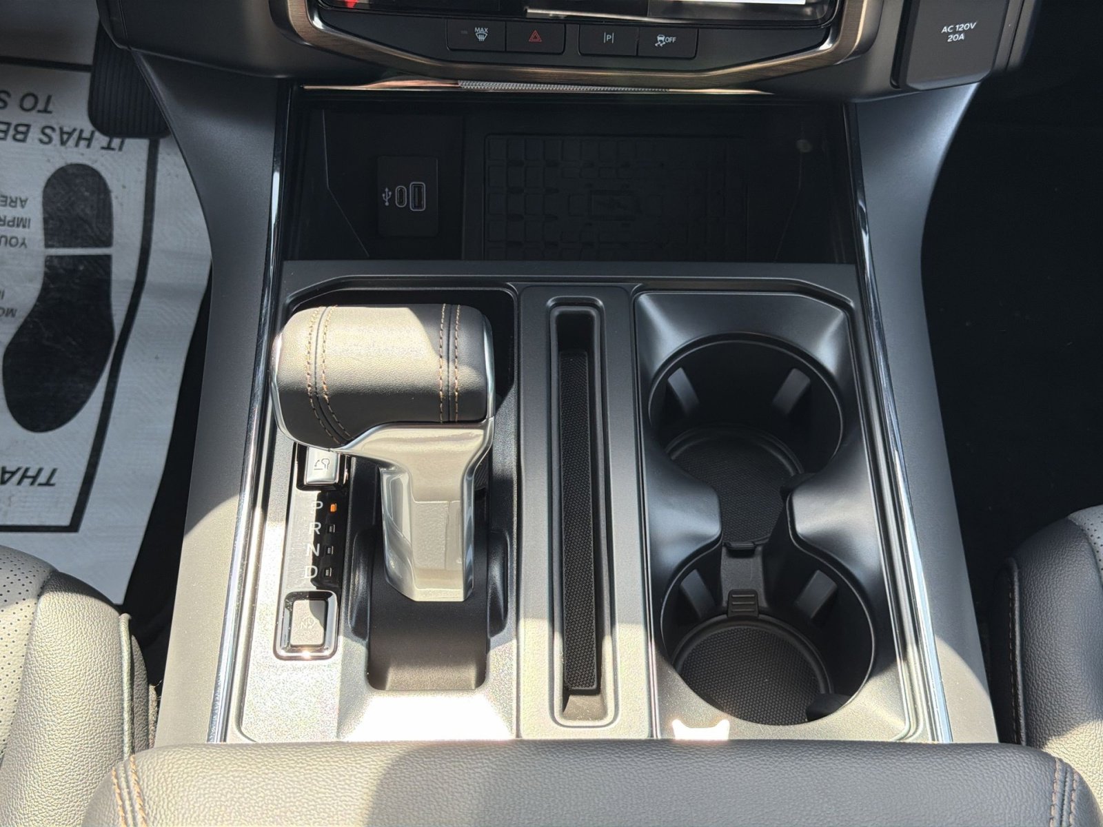 New 2025 Ford F150 Lightning Lariat image 25