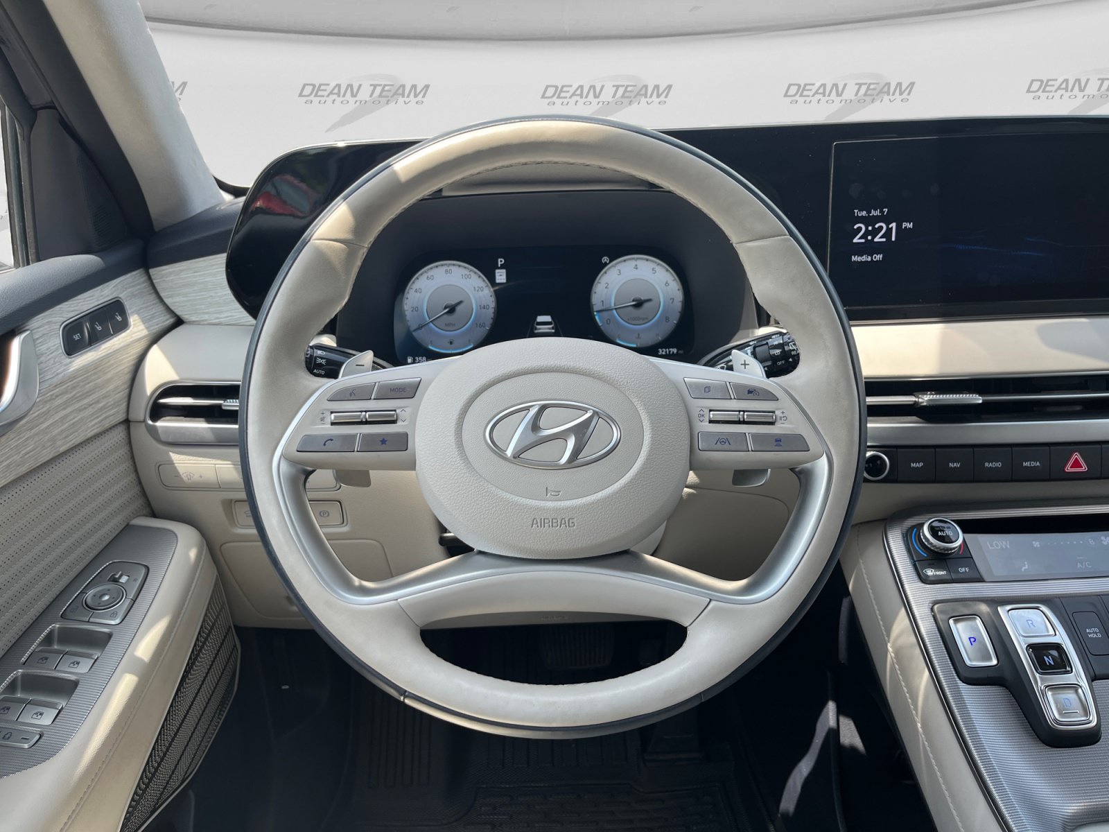 Used 2024 Hyundai Palisade Calligraphy AWD/4WD image 12