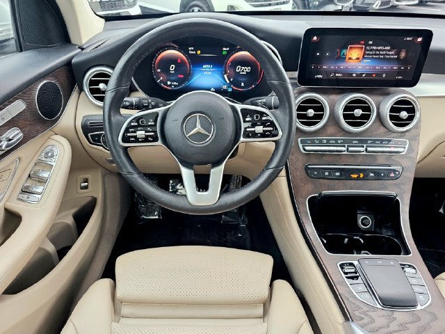 Certified 2021 Mercedes-Benz GLC 300 4MATIC image 31