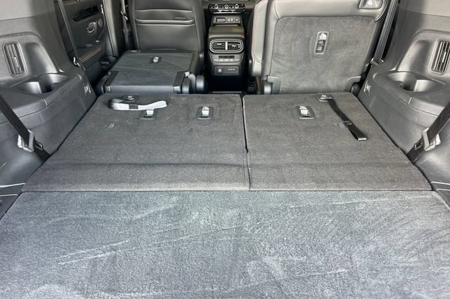 Used 2025 Honda Pilot TrailSport image 18