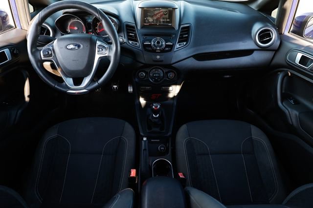 Used 2015 Ford Fiesta ST image 2