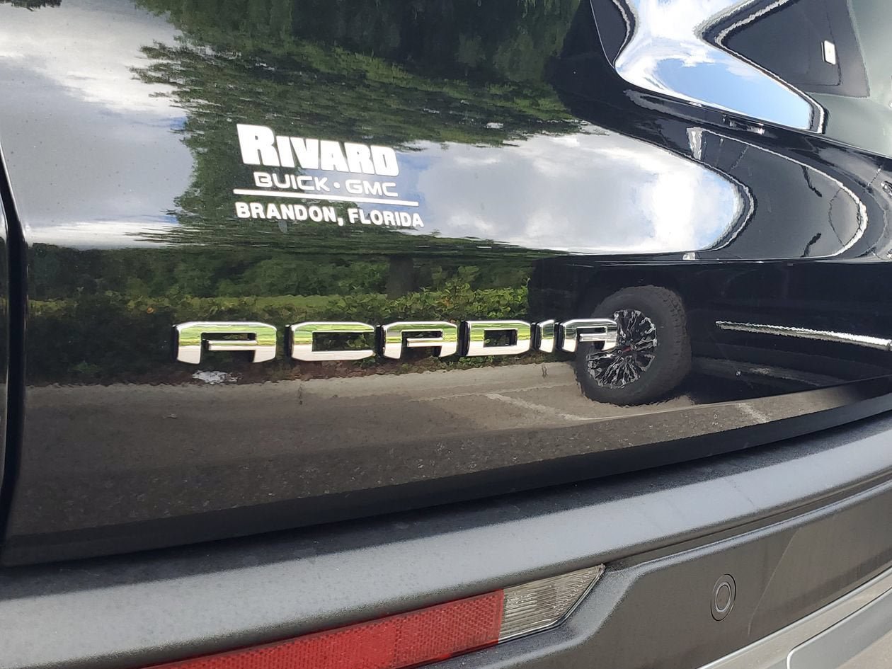 New 2026 GMC Acadia Elevation FWD image 8
