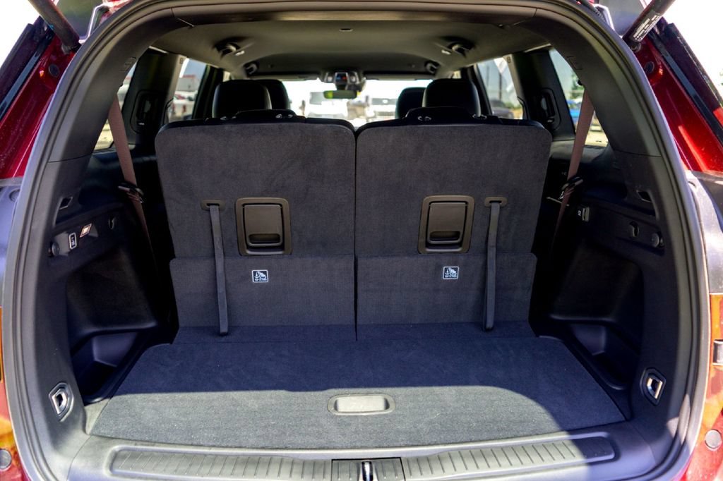 New 2025 Jeep Grand Cherokee L Limited w/ Black Appearance Package RWD image 27